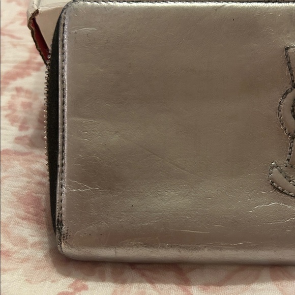 Yves Saint Laurent Leather Continental Wallet - Picture 12 of 13